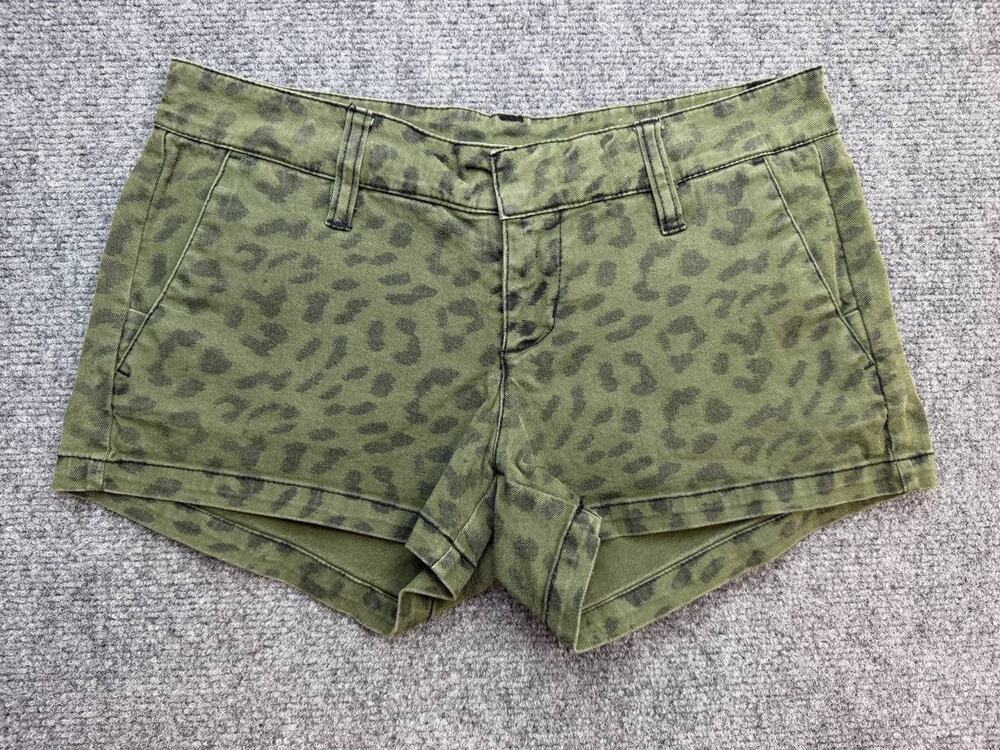 Hurley Women's Size 1 Green Leopard Print Chino Shorts Casual Pockets